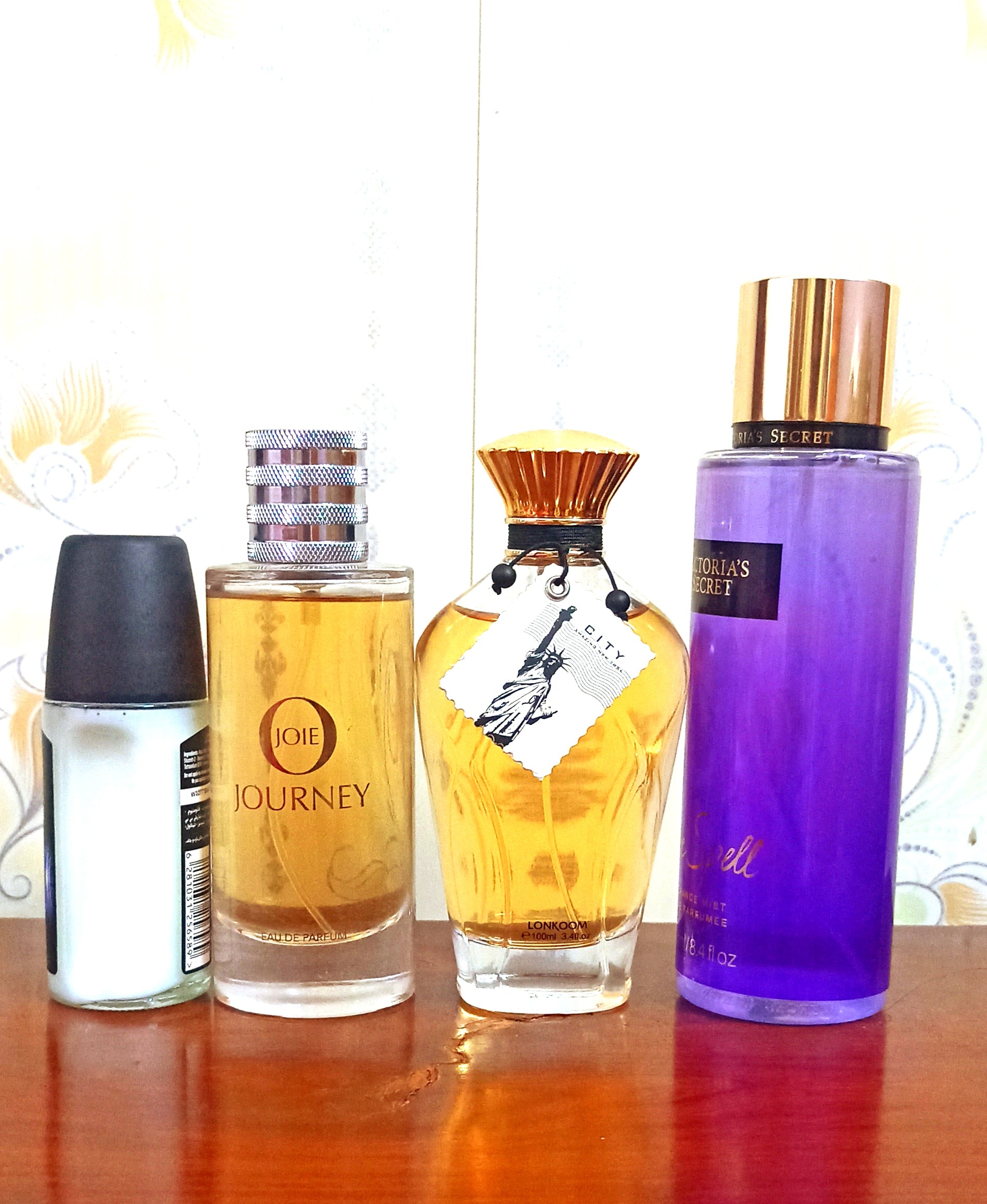 4 fragrances 0976